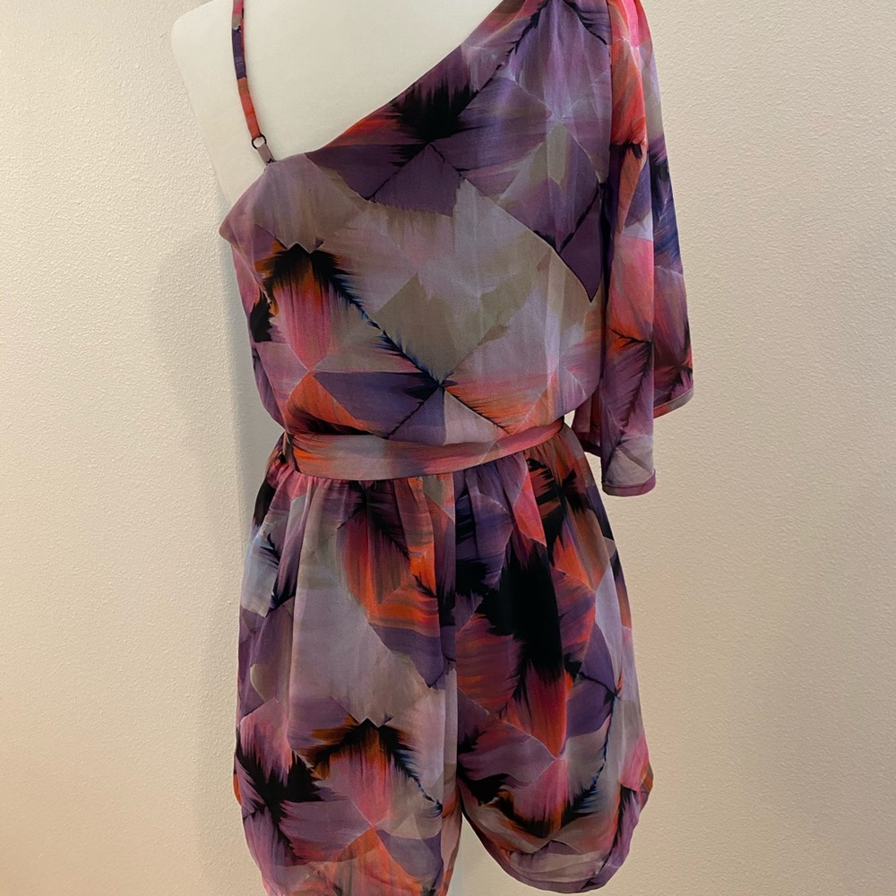 Romper - Picture 2 of 2